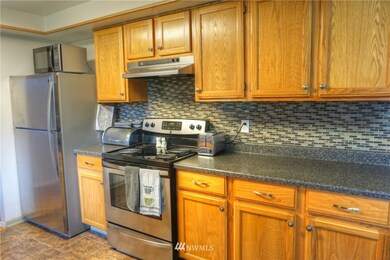 unlisted-address, Everett, WA 98204 - photo 5