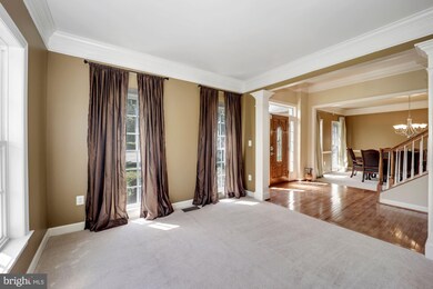 2501 Galeshead Dr, Upper Marlboro, MD 20774 - photo 5