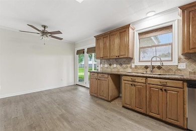 2504 Bonito Dr, Lake Charles, LA 70605 - photo 7