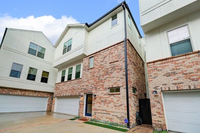 4214 Eli St unit B, Houston, TX 77007 - photo 2