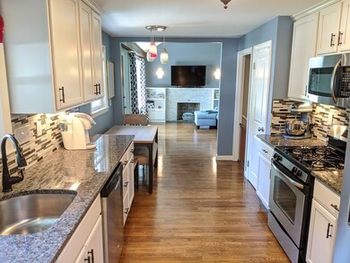 8 Southgate Rd, Franklin, MA 02038 - photo 4