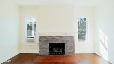 423 S Connor Ave, Joplin, MO 64801 - photo 2