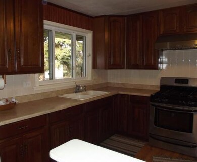 18426 Clyde Rd, Homewood, IL 60430 - photo 4