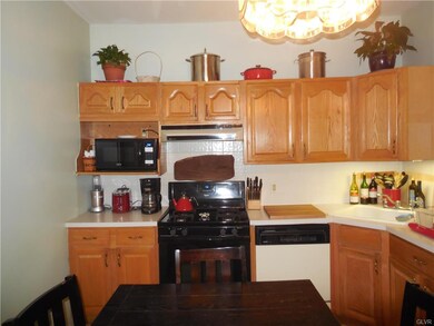 1110 Stanley Ave, Fountain Hill, PA 18015 - photo 3