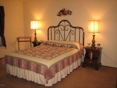 10544 W Ocotillo Dr, Sun City, AZ 85373 - photo 6