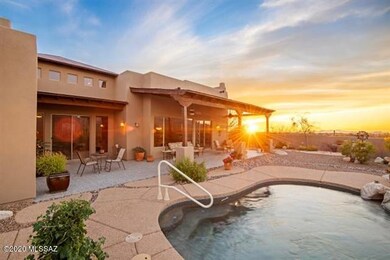 06-Back Yard with Pool