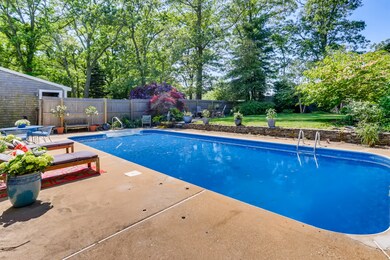 377 State Rd, Vineyard Haven, MA 02568 - photo 7