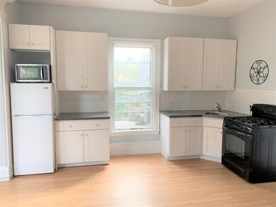 10 Merrimac St unit 4, Portsmouth, NH 03801 - photo 2