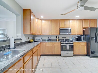 4 Topeka Ct, Tinton Falls, NJ 07712 - photo 5