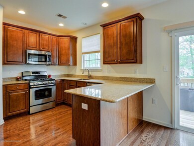 223 Chickadee Ct unit 1000, Freehold, NJ 07728 - photo 4
