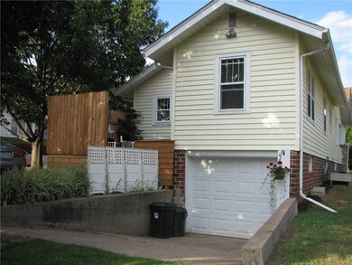 503 E 2nd St S, Newton, IA 50208 - photo 5