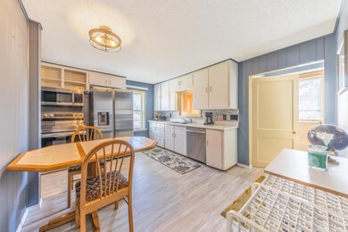 312 SE 2nd Ave, Grand Rapids, MN 55744 - photo 4