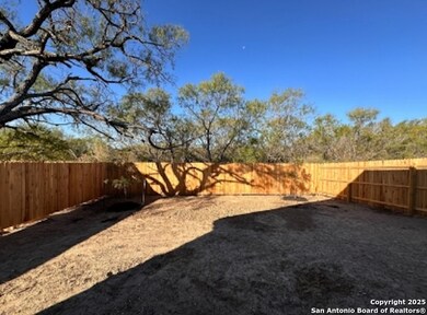 10727 Vesta Curve, San Antonio, TX 78224 - photo 2