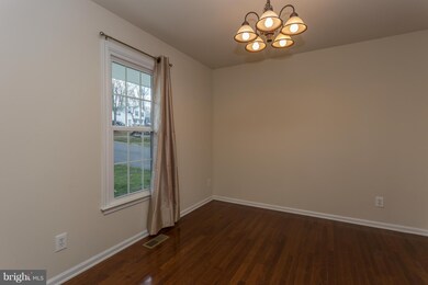 10723 Cobblestone Dr, Spotsylvania, VA 22553 - photo 5