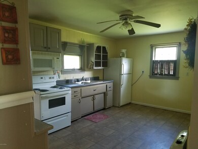 3  Kitchen