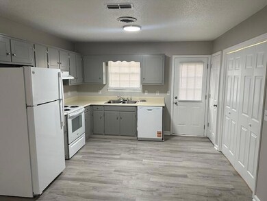 705 Gale Dr NE, Cleveland, TN 37312 - photo 4