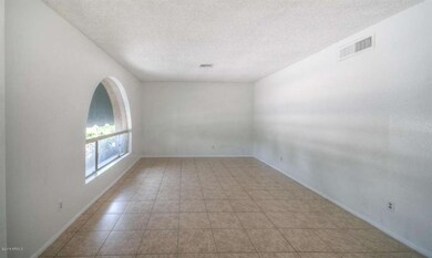 Living Room (1)