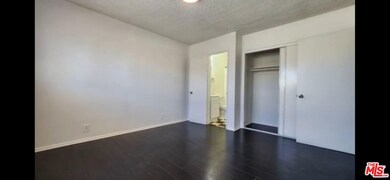 947 S St Andrews Place unit 4, Los Angeles, CA 90019 - photo 4