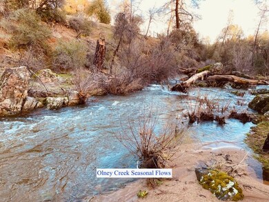 8753 Glendive Ln, Redding, CA 96001 - photo 3