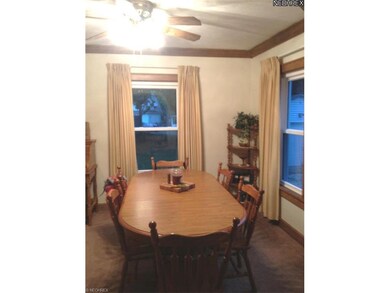 Generous size dining room with accent of crown mol