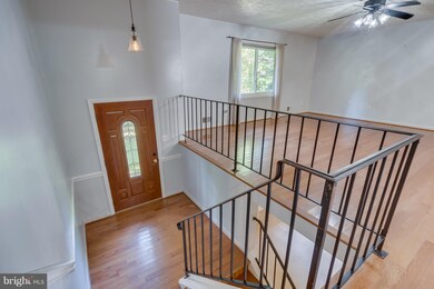 7306 Mariposa Dr, Manassas, VA 20112 - photo 5