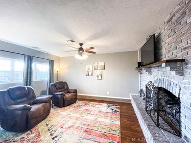 810 E Rosa St, Shawnee, OK 74804 - photo 6