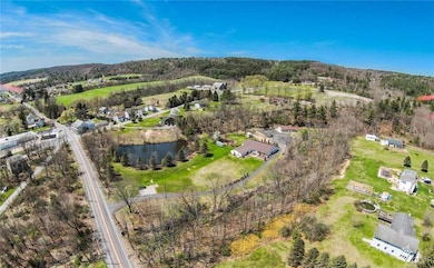 65 E Lizard Creek Rd, Lehighton, PA 18235 - photo 2