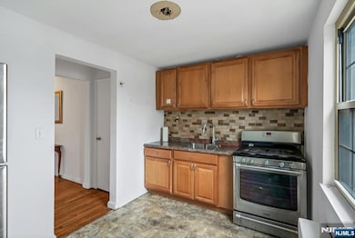 1267 Anderson Ave unit 16, Fort Lee, NJ 07024 - photo 4