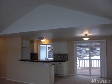 213 Stehekin Way, Chelan, WA 98816 - photo 6