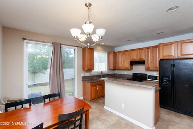 2312 Sunset Bluff Dr, Jacksonville, FL 32216 - photo 7