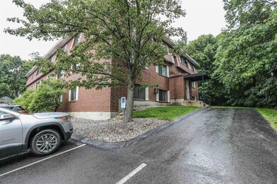 545 Calef Rd unit 1, Manchester, NH 03103 - photo 2