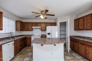 007-Kitchen-2268561-small