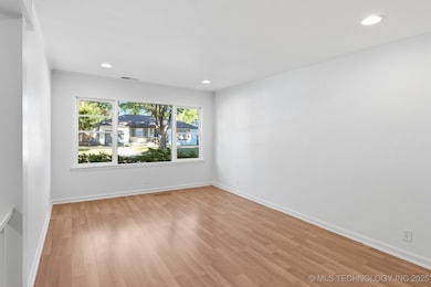 1438 E 53rd St, Tulsa, OK 74105 - photo 7