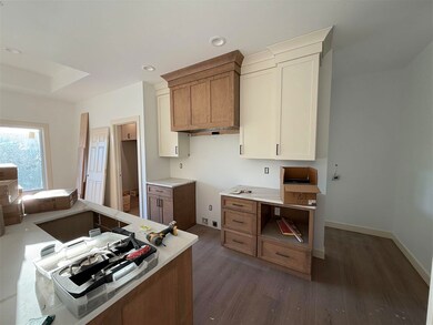 715 Cedar Bend Dr, Solon, IA 52333 - photo 6