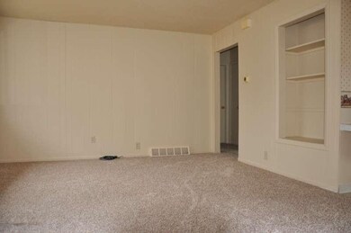 LRoom5