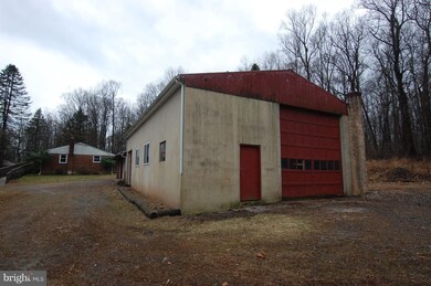 69 Steinmetz Rd, Schwenksville, PA 19473 - photo 5