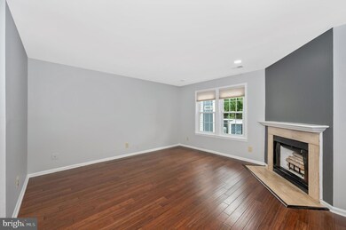 12948A Grays Pointe Rd unit 12948A, Fairfax, VA 22033 - photo 7