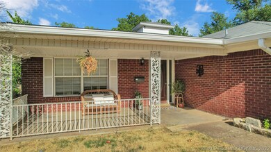 1430 Holt St, Ardmore, OK 73401 - photo 2