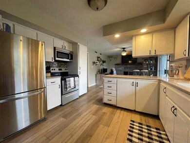 211 Park Ridge Rd, North Platte, NE 69101 - photo 6