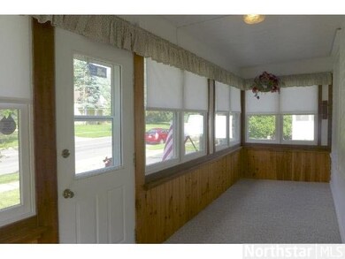 1530 Bush St, Red Wing, MN 55066 - photo 4
