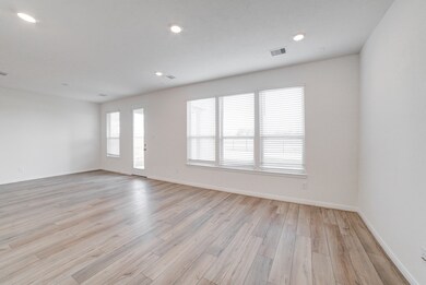 22218 Hawberry Blossom Ln, Tomball, TX 77377 - photo 6