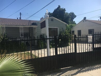 2266 E Piru St, Compton, CA 90222 - photo 5