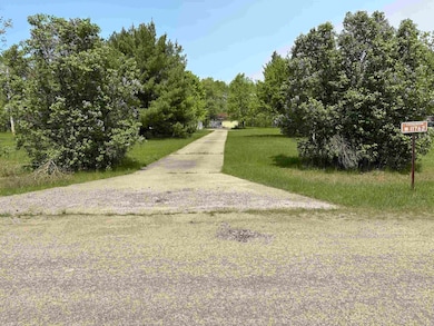 W11762 Rays Ln, Crivitz, WI 54114 - photo 6