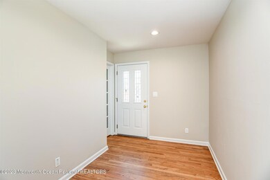 11 Forest Dr, Middletown, NJ 07748 - photo 5