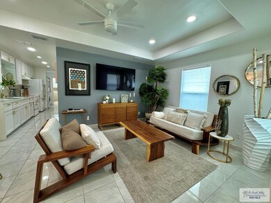 1021 S 18th St, McAllen, TX 78501 - photo 2