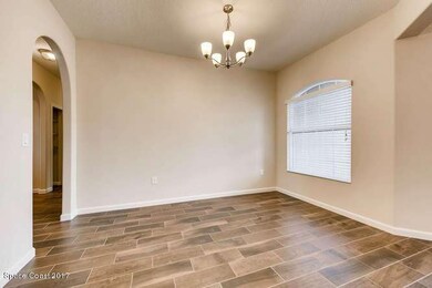Cottonwood B-small-003-5-Dining Room-666