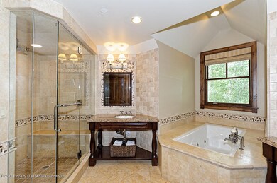 Grand Hyatt Aspen 17ABC Web 05