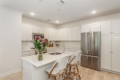 13 Seasons Way, Dix Hills, NY 11746 - photo 4