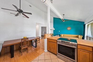 15 Kulanihakoi St unit 3E, Kihei, HI 96753 - photo 5