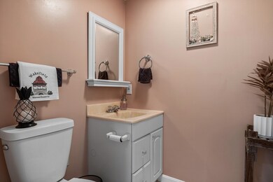 46 Church St unit 2, Wakefield, MA 01880 - photo 6